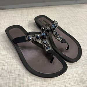 Jewel sandal